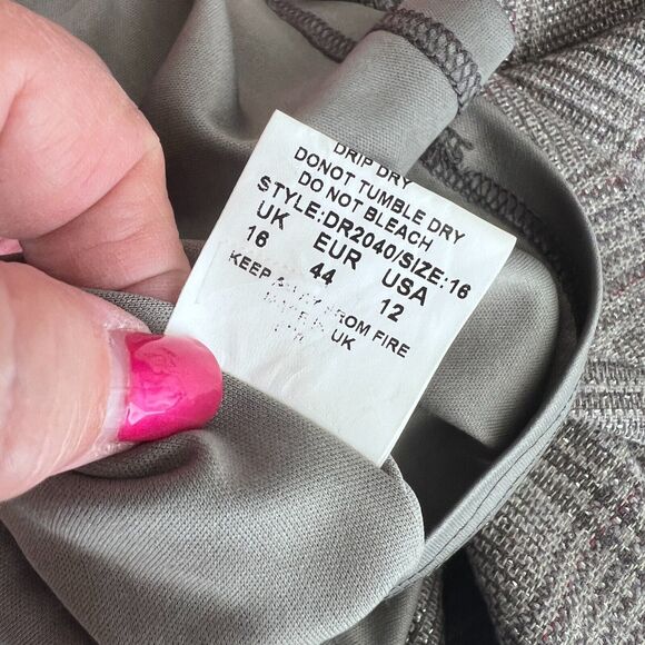 Classic Pencil Dress Sz 12 Gray Plaid Pleated Transitional Business Casual Work - Picture 11 of 12